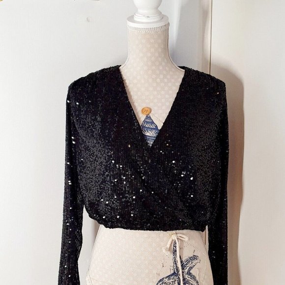 H&M Sequined Wrapover Long Sleeve Cropped Blouse in Black, Size S, UK 8 - Picture 4 of 10